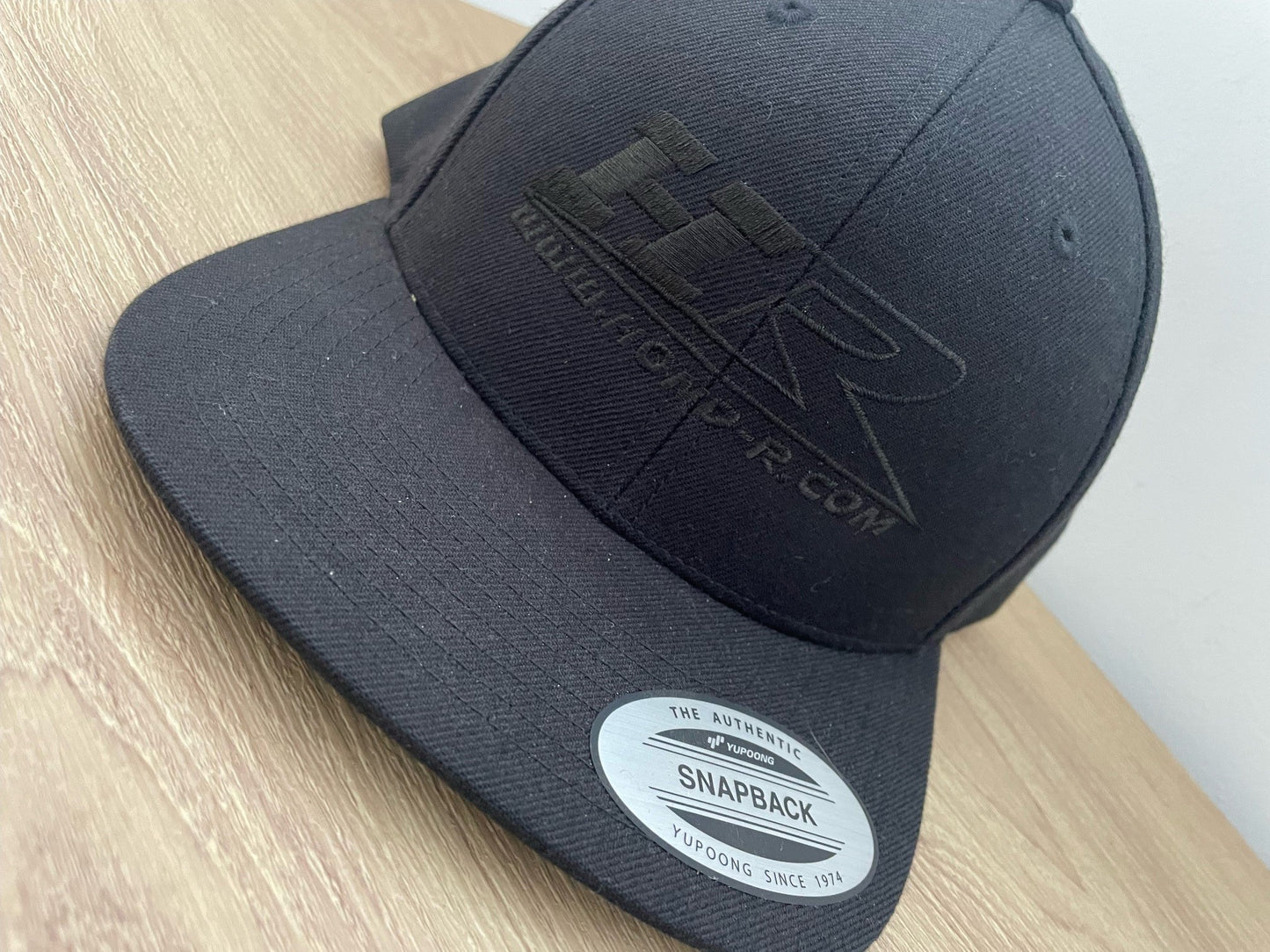 Hond-R snapback cap